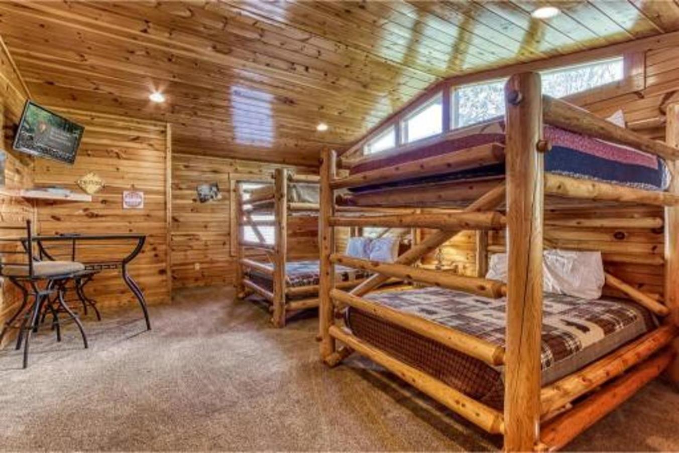 Dreams Come True With This Luxury Cabin! แกตลิงเบิร์ก ภายนอก รูปภาพ