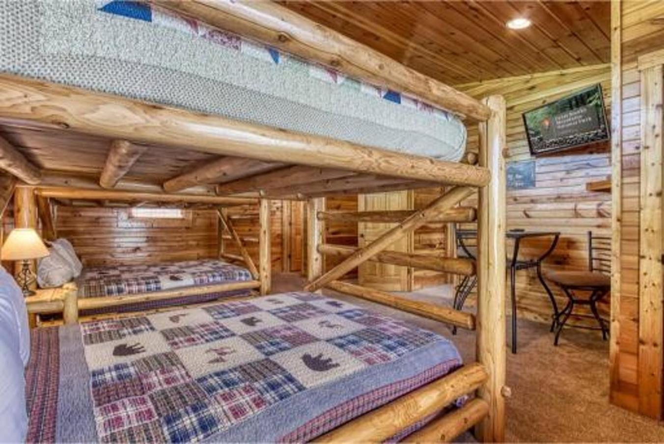 Dreams Come True With This Luxury Cabin! แกตลิงเบิร์ก ภายนอก รูปภาพ