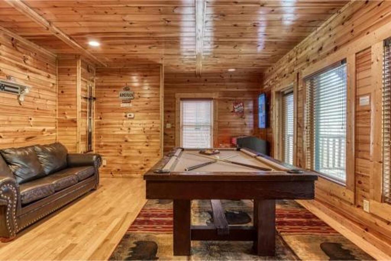 Dreams Come True With This Luxury Cabin! แกตลิงเบิร์ก ภายนอก รูปภาพ